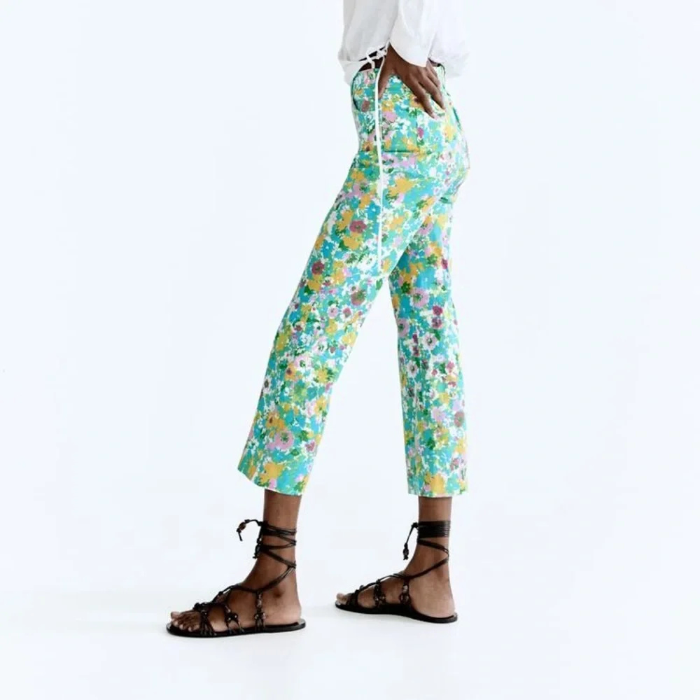 ZARA PRINTED‎ LINEN-BLEND MINI FLARE TROUSERS